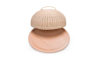 Calla-Wooden cheese holder with wicker lid