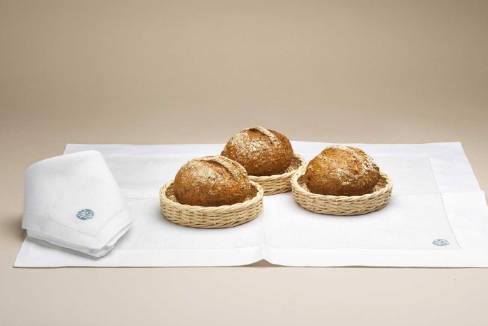 Mimosa-piattino-pane-midollino